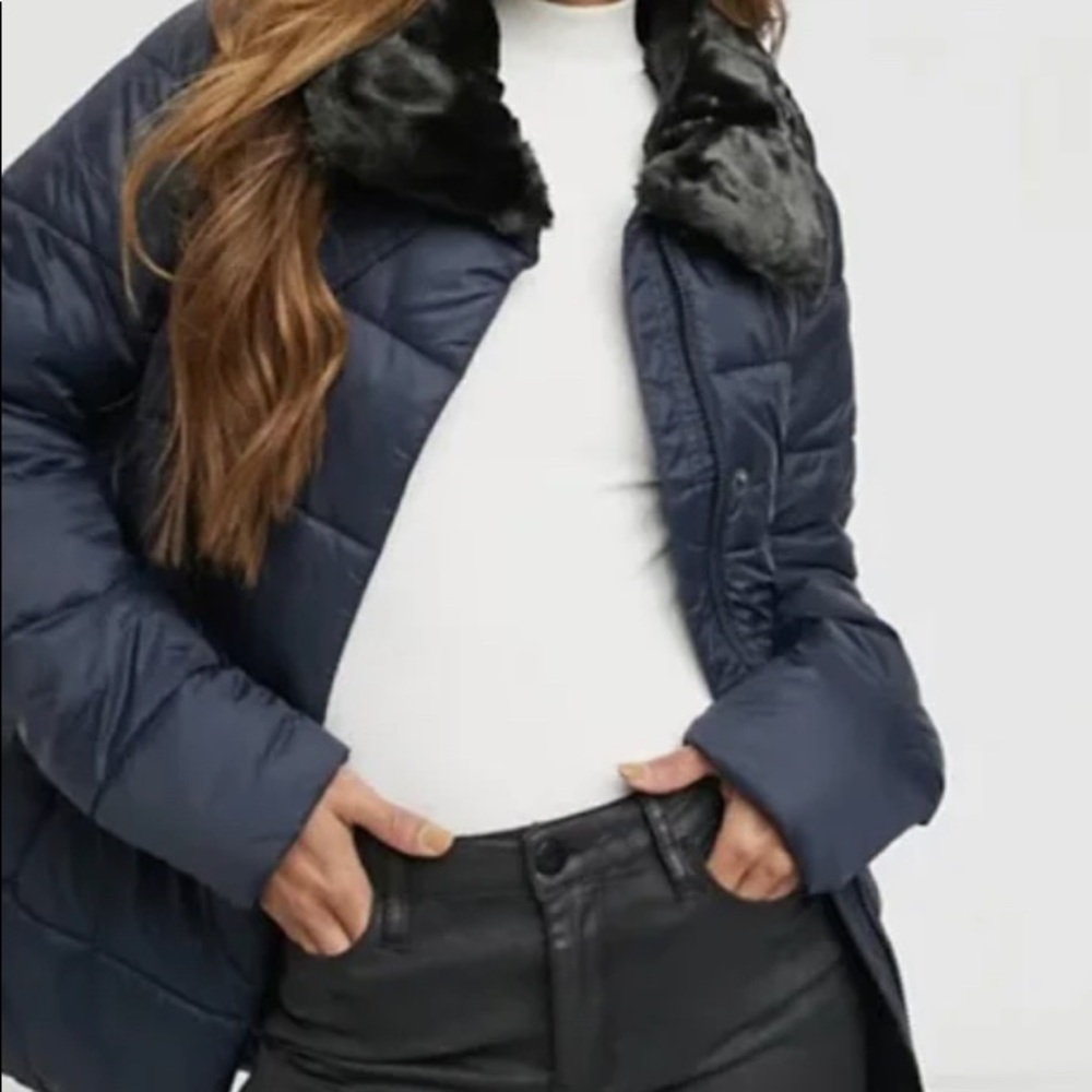 Barbour Women's Mullein Faux Fur Collar Quilted Coat Size 6